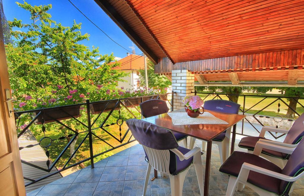 Apartman Josipa Dreznik Grad ภายนอก รูปภาพ